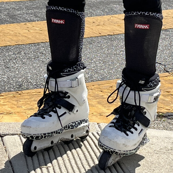 Ennui Shin Guard Chris Farmer Pro - Image 4