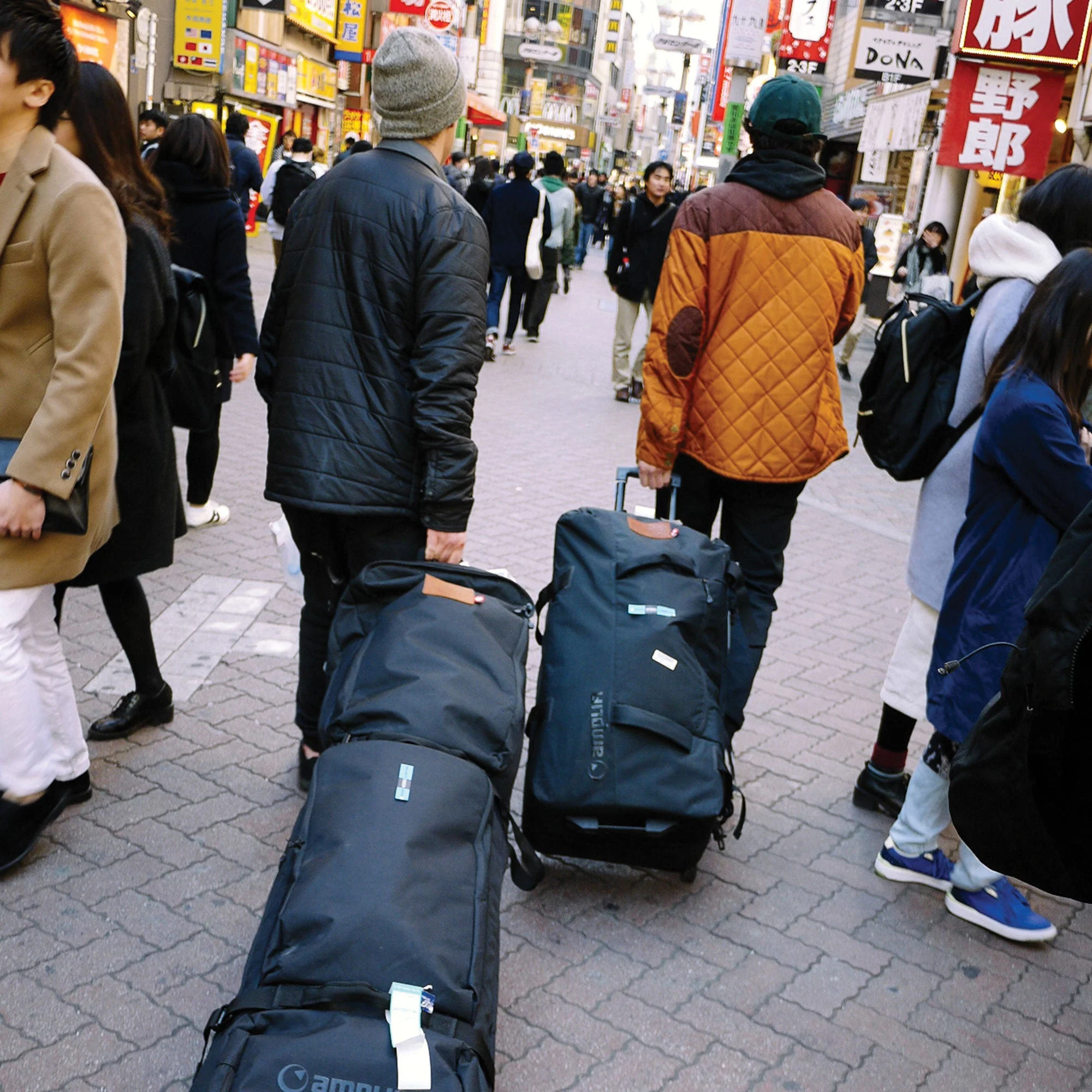 AMPLIFI Gran Torino Travelbag - Image 9