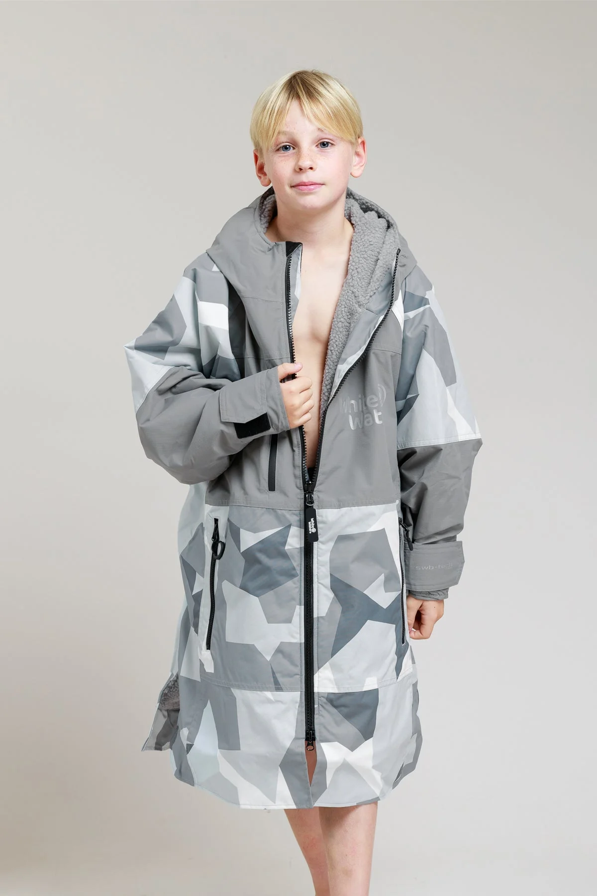 White Water Kids Hard Shell Robe - Arctic Camo - Image 5